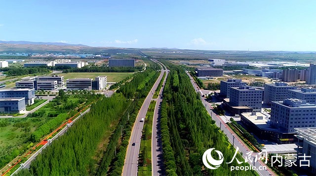 俯瞰内蒙古和林格尔新区。人民网记者 富丽娟摄